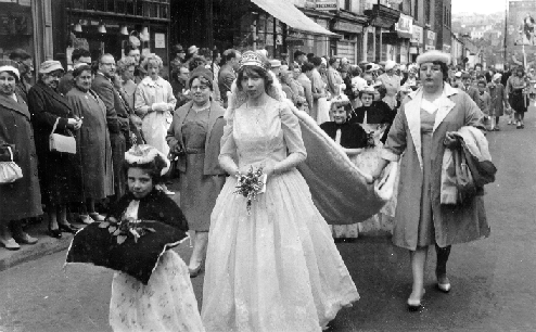 Photo - Stalybridge Whit Walk in 1961